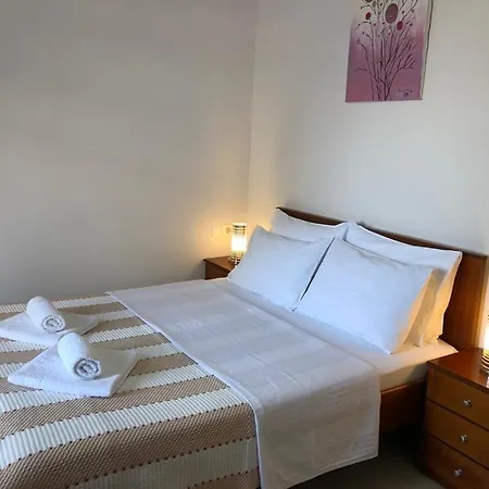 Apartment Erdeti & *