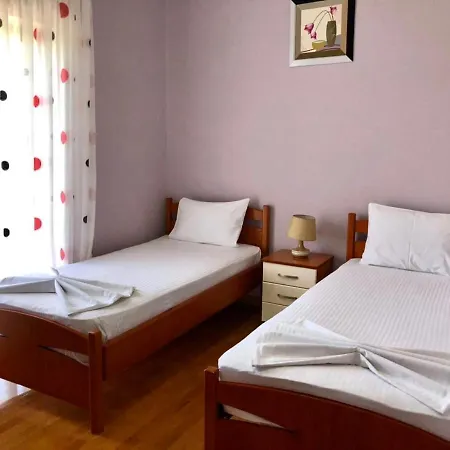 Erdeti & Apartment