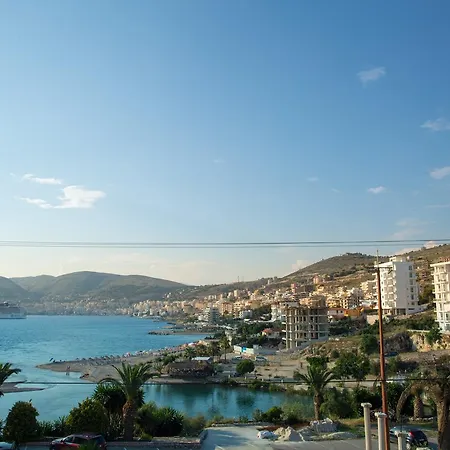 Erdeti & Apartment *