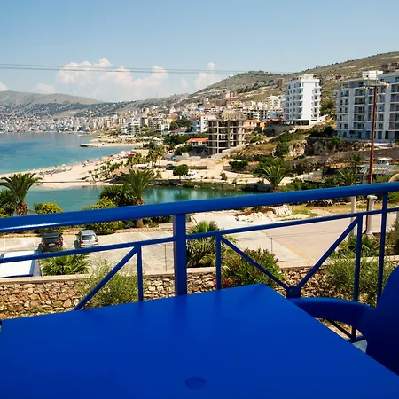 Erdeti & Apartment *