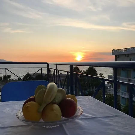 Apartment Erdeti &