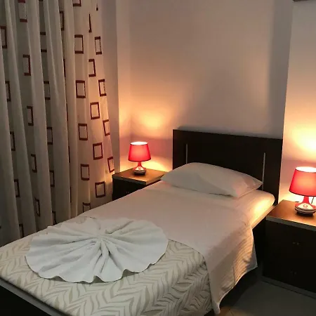 Apartment Erdeti & Sarande
